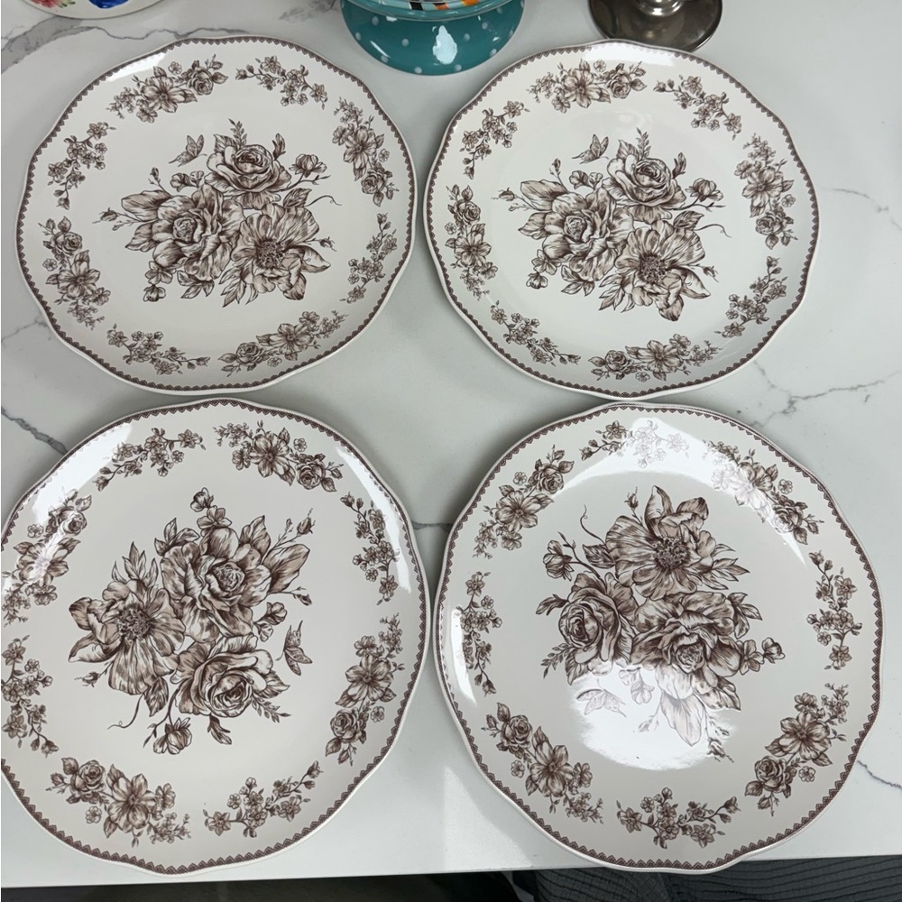 The Pioneer Woman Agatha Brown Floral Dinner Plates Set of 4